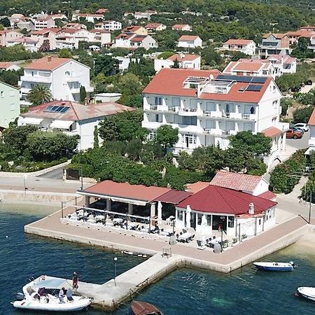 Apartmani Matusan Barbat na Rabu Exterior photo