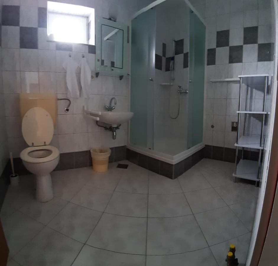 Apartmani Matusan Barbat na Rabu Exterior photo