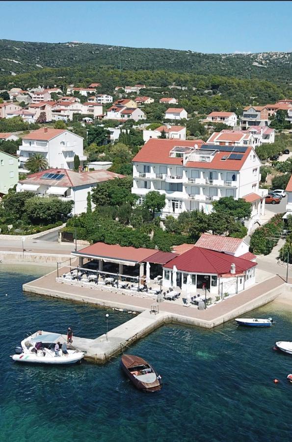 Apartmani Matusan Barbat na Rabu Exterior photo